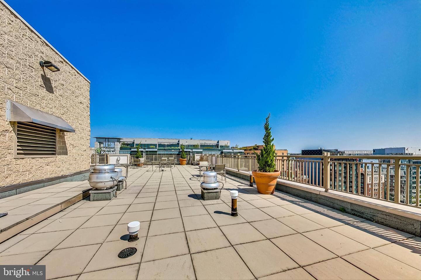 1150 K ST NW #1008, WASHINGTON, District Of Columbia 20005, 2 Bedrooms Bedrooms, ,2 BathroomsBathrooms,Residential,For sale,1150 K ST NW #1008,DCDC2192320 MLS # DCDC2192320