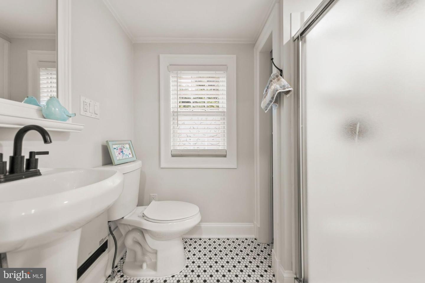 512 DUNLAP ST, WINCHESTER, Virginia 22601, 3 Bedrooms Bedrooms, ,2 BathroomsBathrooms,Residential,For sale,512 DUNLAP ST,VAWI2007406 MLS # VAWI2007406