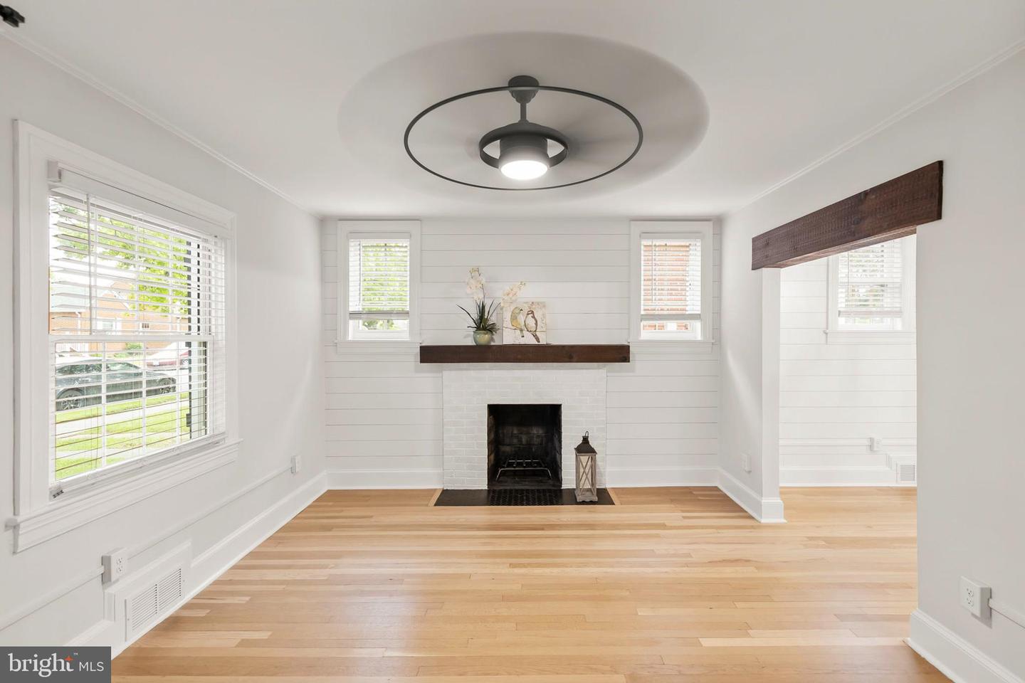 512 DUNLAP ST, WINCHESTER, Virginia 22601, 3 Bedrooms Bedrooms, ,2 BathroomsBathrooms,Residential,For sale,512 DUNLAP ST,VAWI2007406 MLS # VAWI2007406