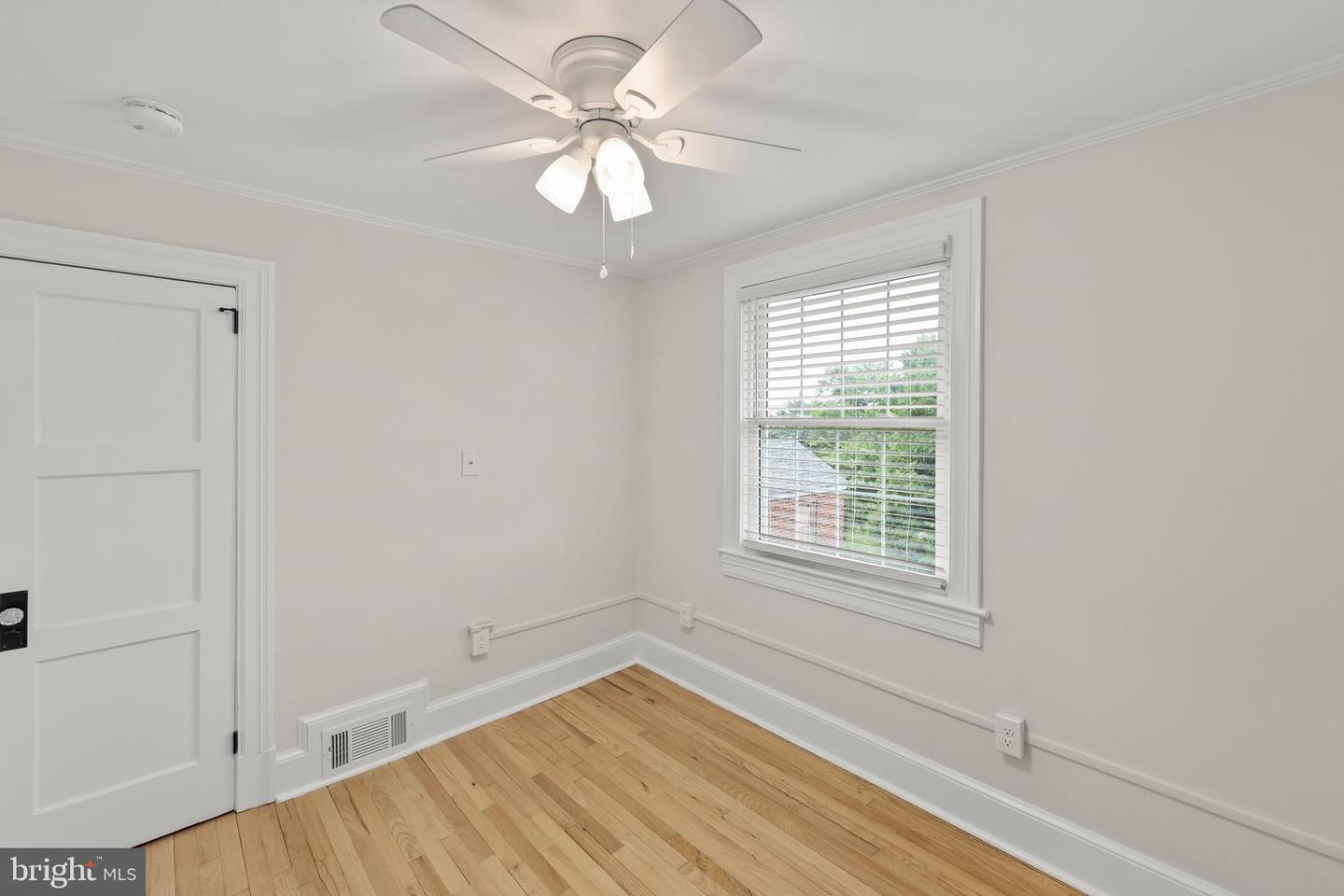 512 DUNLAP ST, WINCHESTER, Virginia 22601, 3 Bedrooms Bedrooms, ,2 BathroomsBathrooms,Residential,For sale,512 DUNLAP ST,VAWI2007406 MLS # VAWI2007406