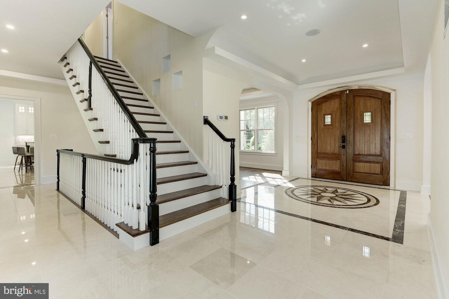 3325 BRANDY CT, FALLS CHURCH, Virginia 22042, 6 Bedrooms Bedrooms, ,5 BathroomsBathrooms,Residential,For sale,3325 BRANDY CT,VAFX2230560 MLS # VAFX2230560