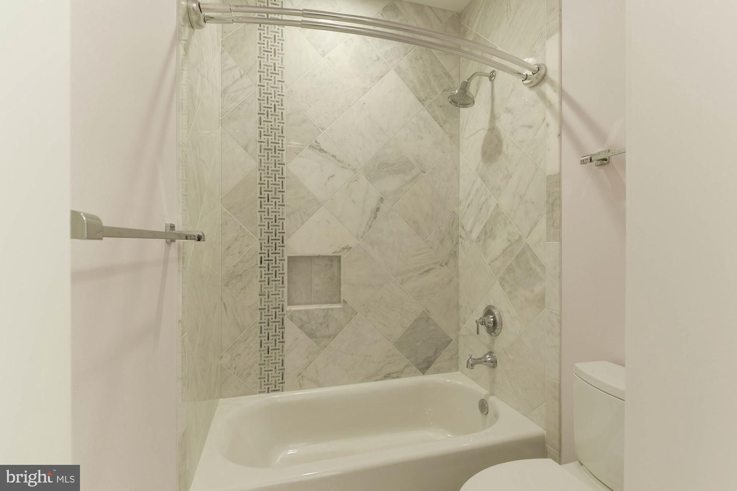3325 BRANDY CT, FALLS CHURCH, Virginia 22042, 6 Bedrooms Bedrooms, ,5 BathroomsBathrooms,Residential,For sale,3325 BRANDY CT,VAFX2230560 MLS # VAFX2230560