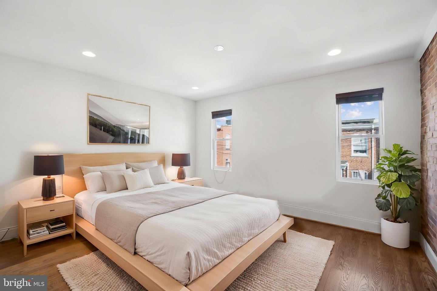 629 HARVARD ST NW, WASHINGTON, District Of Columbia 20001, 4 Bedrooms Bedrooms, ,3 BathroomsBathrooms,Residential,For sale,629 HARVARD ST NW,DCDC2192880 MLS # DCDC2192880