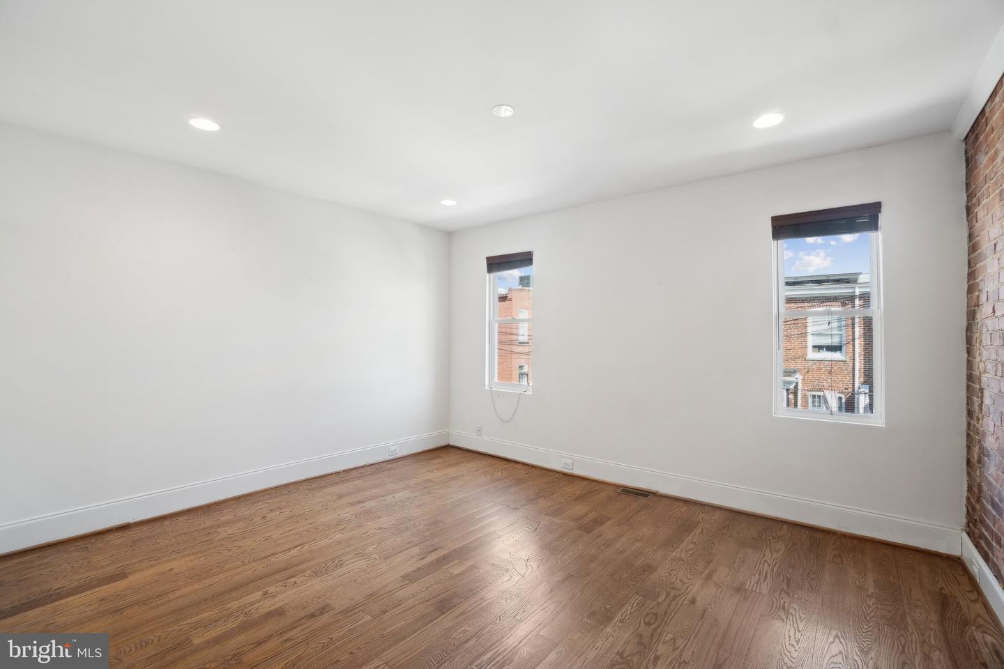 629 HARVARD ST NW, WASHINGTON, District Of Columbia 20001, 4 Bedrooms Bedrooms, ,3 BathroomsBathrooms,Residential,For sale,629 HARVARD ST NW,DCDC2192880 MLS # DCDC2192880