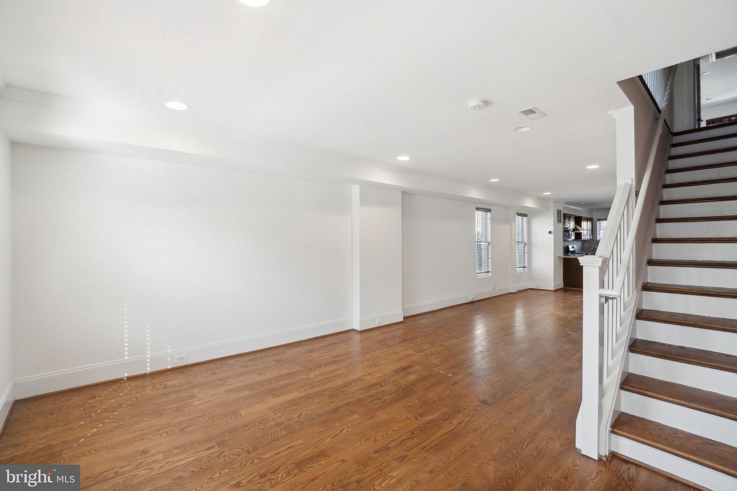 629 HARVARD ST NW, WASHINGTON, District Of Columbia 20001, 4 Bedrooms Bedrooms, ,3 BathroomsBathrooms,Residential,For sale,629 HARVARD ST NW,DCDC2192880 MLS # DCDC2192880