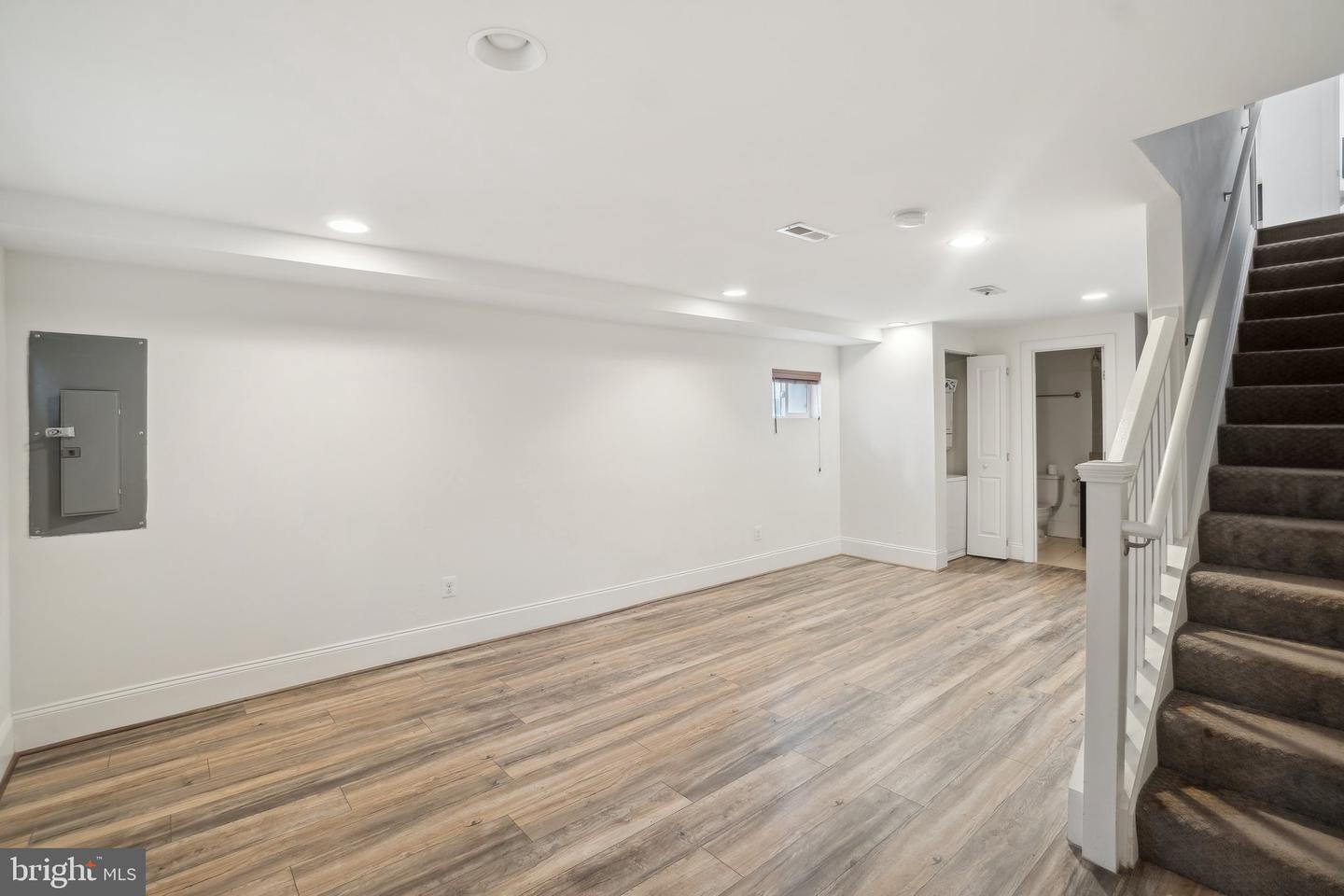 629 HARVARD ST NW, WASHINGTON, District Of Columbia 20001, 4 Bedrooms Bedrooms, ,3 BathroomsBathrooms,Residential,For sale,629 HARVARD ST NW,DCDC2192880 MLS # DCDC2192880