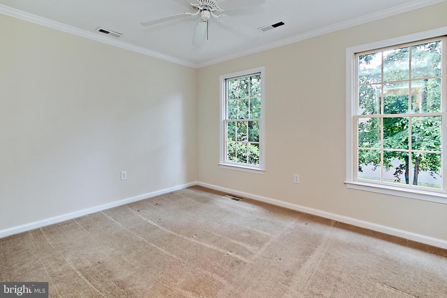6156 POHICK STATION DR, FAIRFAX STATION, Virginia 22039, 5 Bedrooms Bedrooms, ,3 BathroomsBathrooms,Residential,For sale,6156 POHICK STATION DR,VAFX2231012 MLS # VAFX2231012