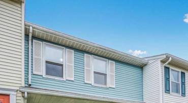 5143 COTTONWOOD CT, FREDERICKSBURG, Virginia 22407, 2 Bedrooms Bedrooms, ,1 BathroomBathrooms,Residential,For sale,5143 COTTONWOOD CT,VASP2031886 MLS # VASP2031886