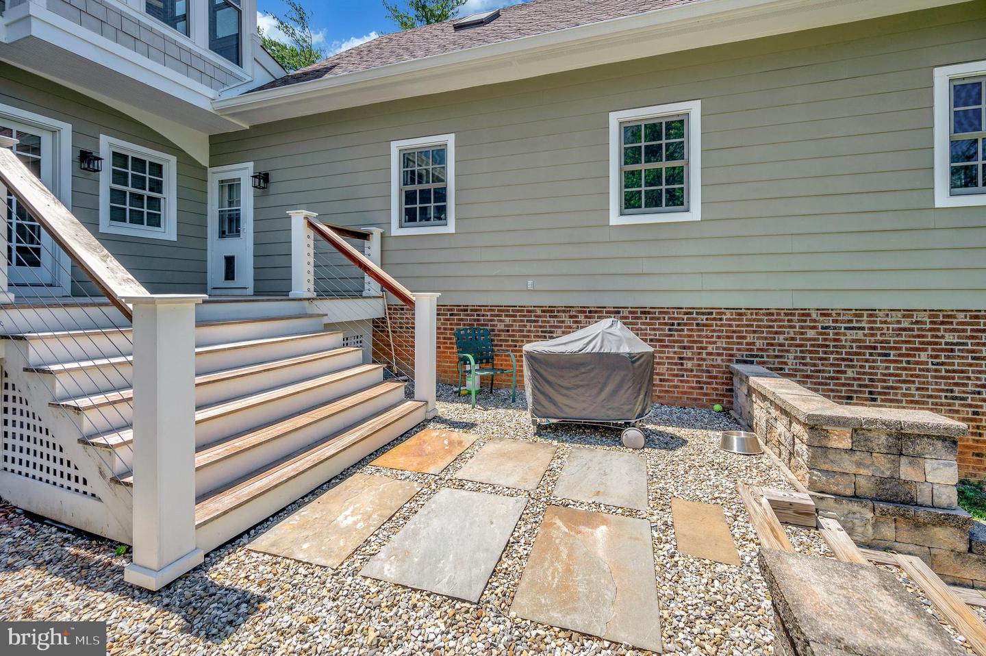 313 INGLESIDE DR, FREDERICKSBURG, Virginia 22405, 5 Bedrooms Bedrooms, ,4 BathroomsBathrooms,Residential,For sale,313 INGLESIDE DR,VAST2037454 MLS # VAST2037454