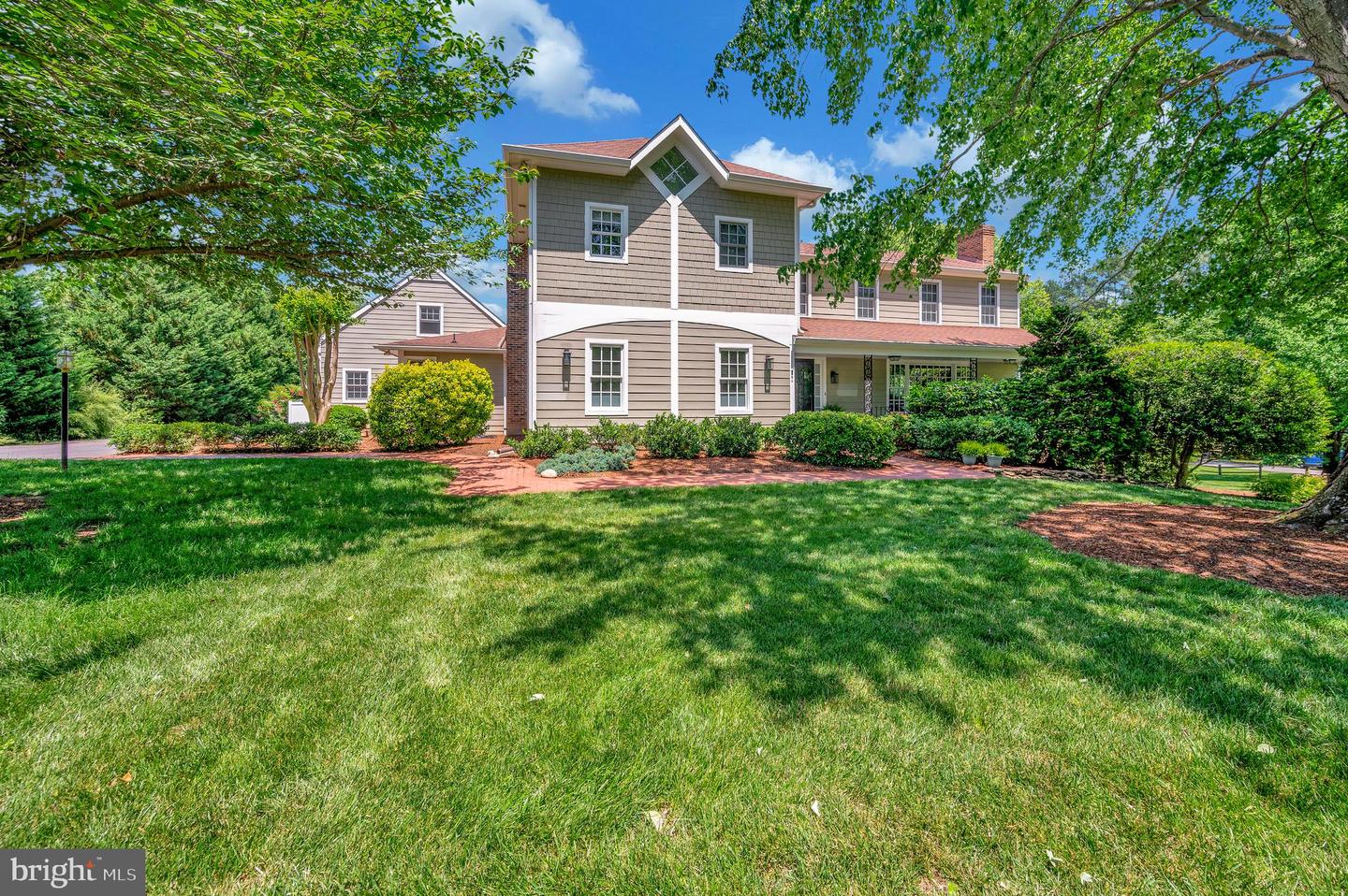 313 INGLESIDE DR, FREDERICKSBURG, Virginia 22405, 5 Bedrooms Bedrooms, ,4 BathroomsBathrooms,Residential,For sale,313 INGLESIDE DR,VAST2037454 MLS # VAST2037454