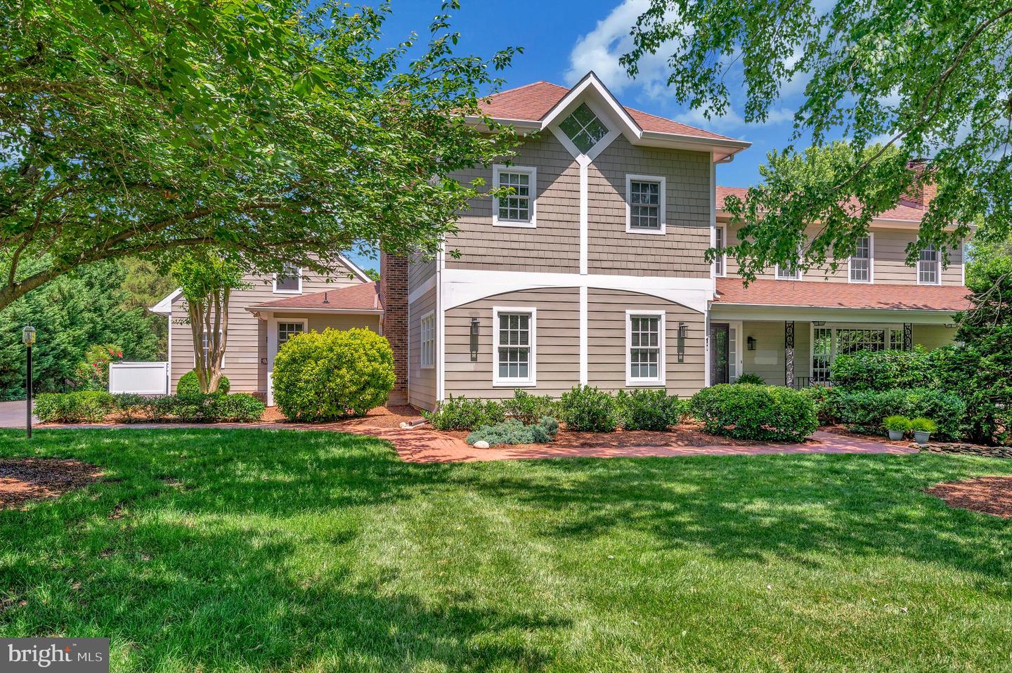 313 INGLESIDE DR, FREDERICKSBURG, Virginia 22405, 5 Bedrooms Bedrooms, ,4 BathroomsBathrooms,Residential,For sale,313 INGLESIDE DR,VAST2037454 MLS # VAST2037454