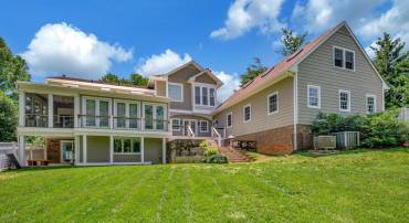313 INGLESIDE DR, FREDERICKSBURG, Virginia 22405, 5 Bedrooms Bedrooms, ,4 BathroomsBathrooms,Residential,For sale,313 INGLESIDE DR,VAST2037454 MLS # VAST2037454