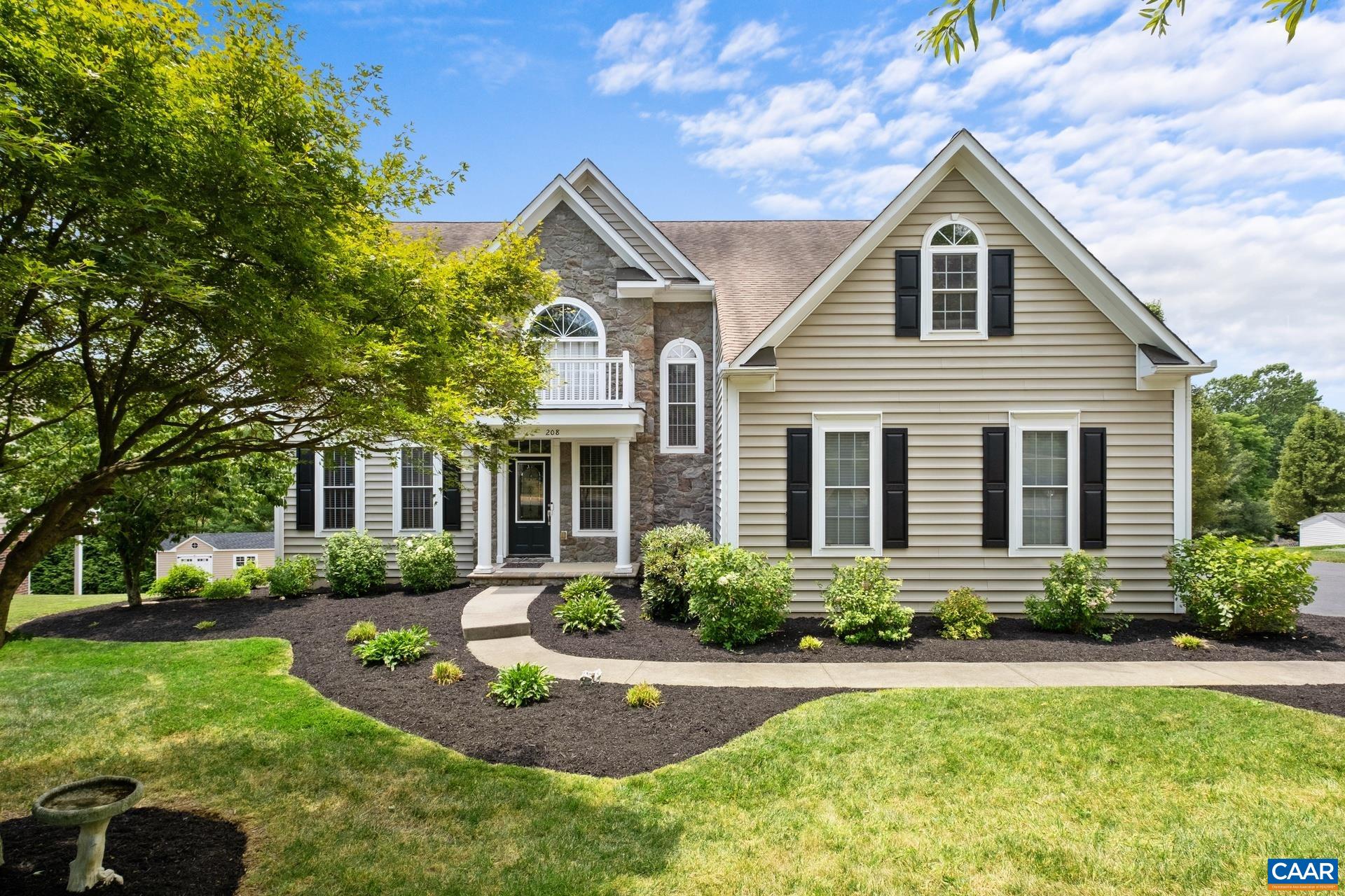 208 CLAYBROOK DR, WAYNESBORO, Virginia 22980, 5 Bedrooms Bedrooms, ,3 BathroomsBathrooms,Residential,208 CLAYBROOK DR,661140 MLS # 661140