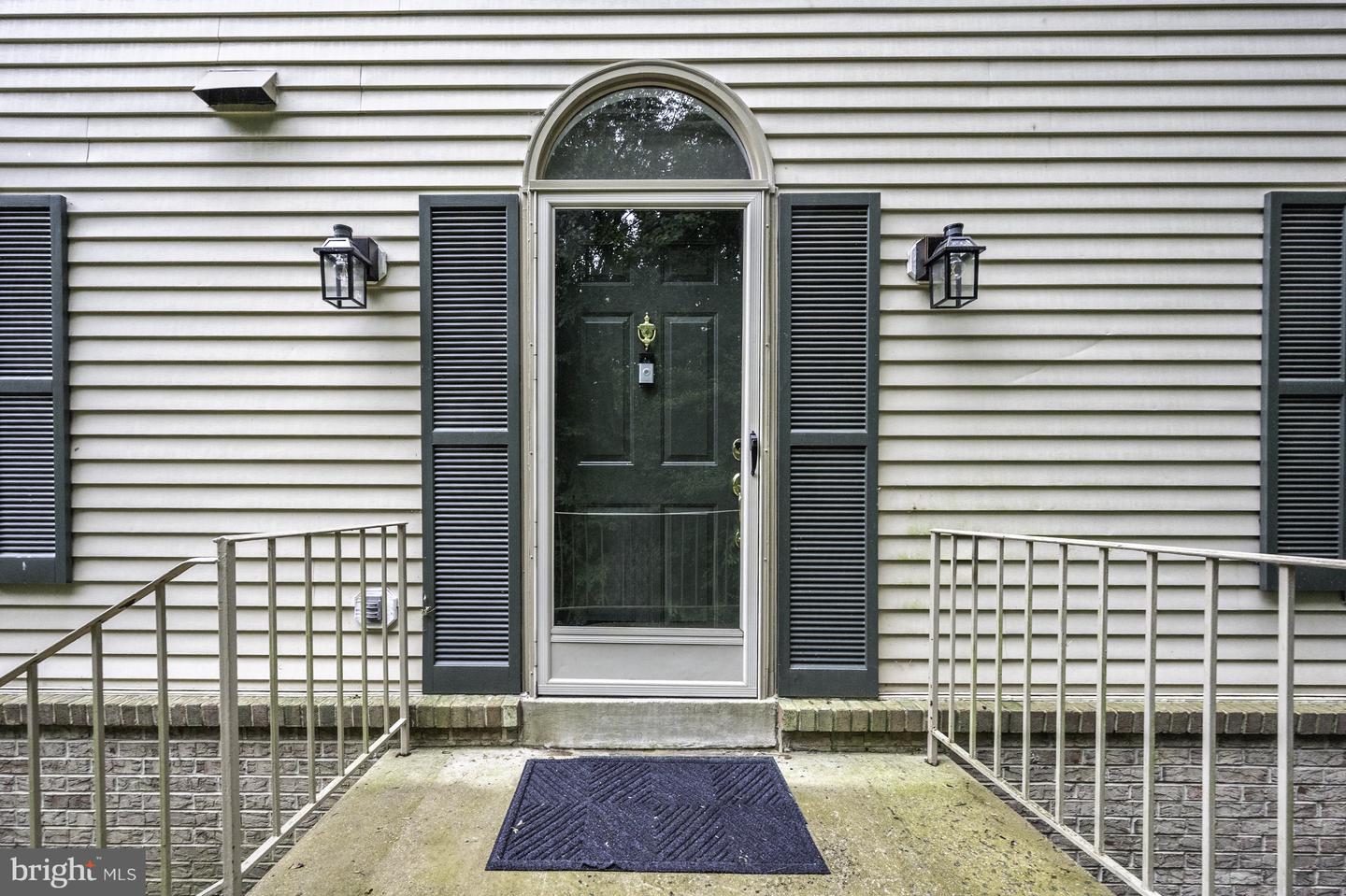 7200 BURTON HILL CT, SPRINGFIELD, Virginia 22152, 3 Bedrooms Bedrooms, ,3 BathroomsBathrooms,Residential,For sale,7200 BURTON HILL CT,VAFX2232348 MLS # VAFX2232348