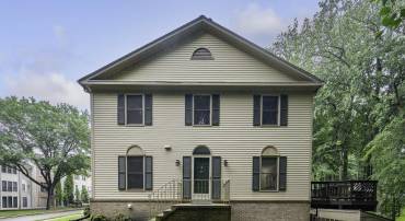 7200 BURTON HILL CT, SPRINGFIELD, Virginia 22152, 3 Bedrooms Bedrooms, ,3 BathroomsBathrooms,Residential,For sale,7200 BURTON HILL CT,VAFX2232348 MLS # VAFX2232348