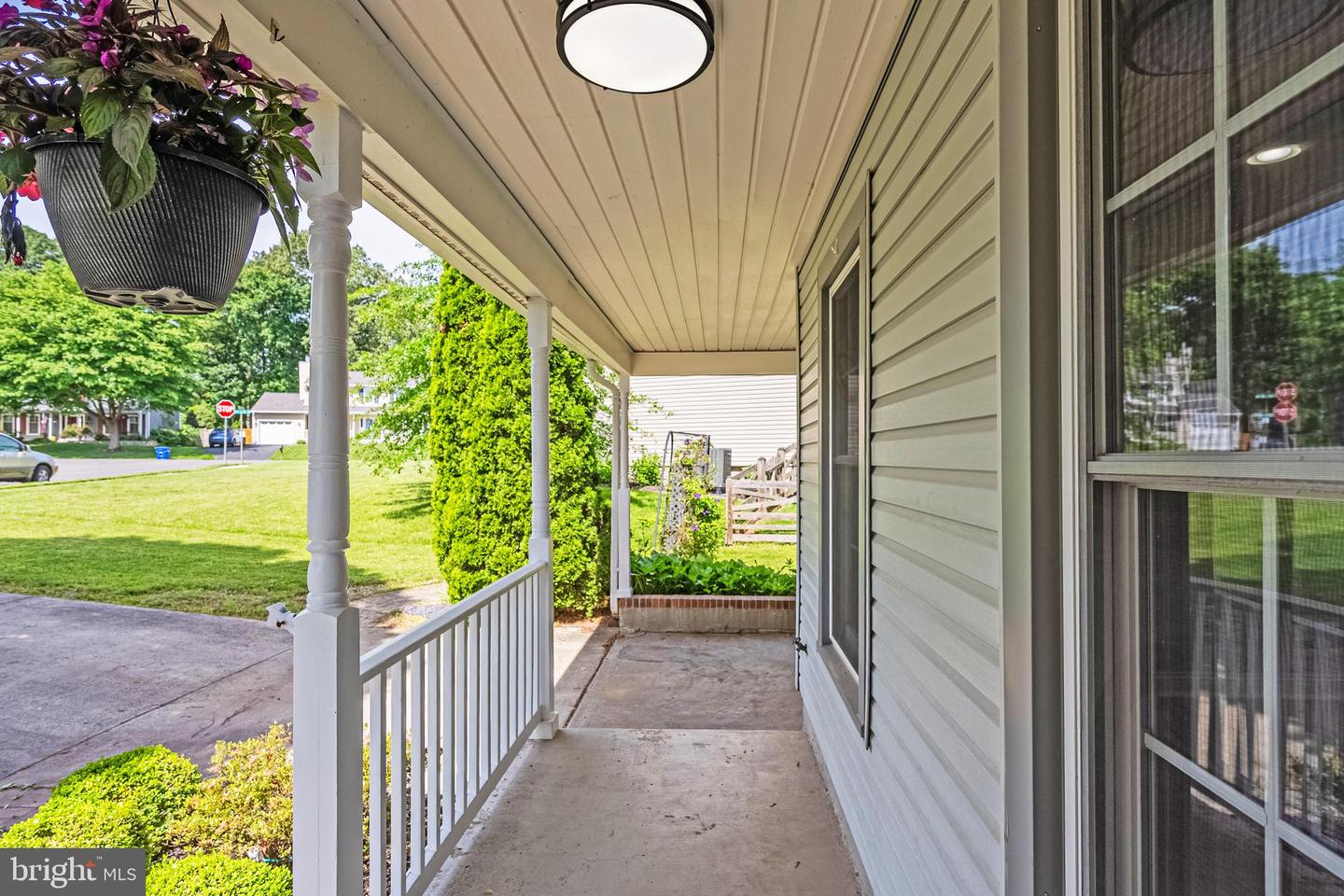 1328 MISTYVALE ST, HERNDON, Virginia 20170, 3 Bedrooms Bedrooms, ,2 BathroomsBathrooms,Residential,For sale,1328 MISTYVALE ST,VAFX2232350 MLS # VAFX2232350