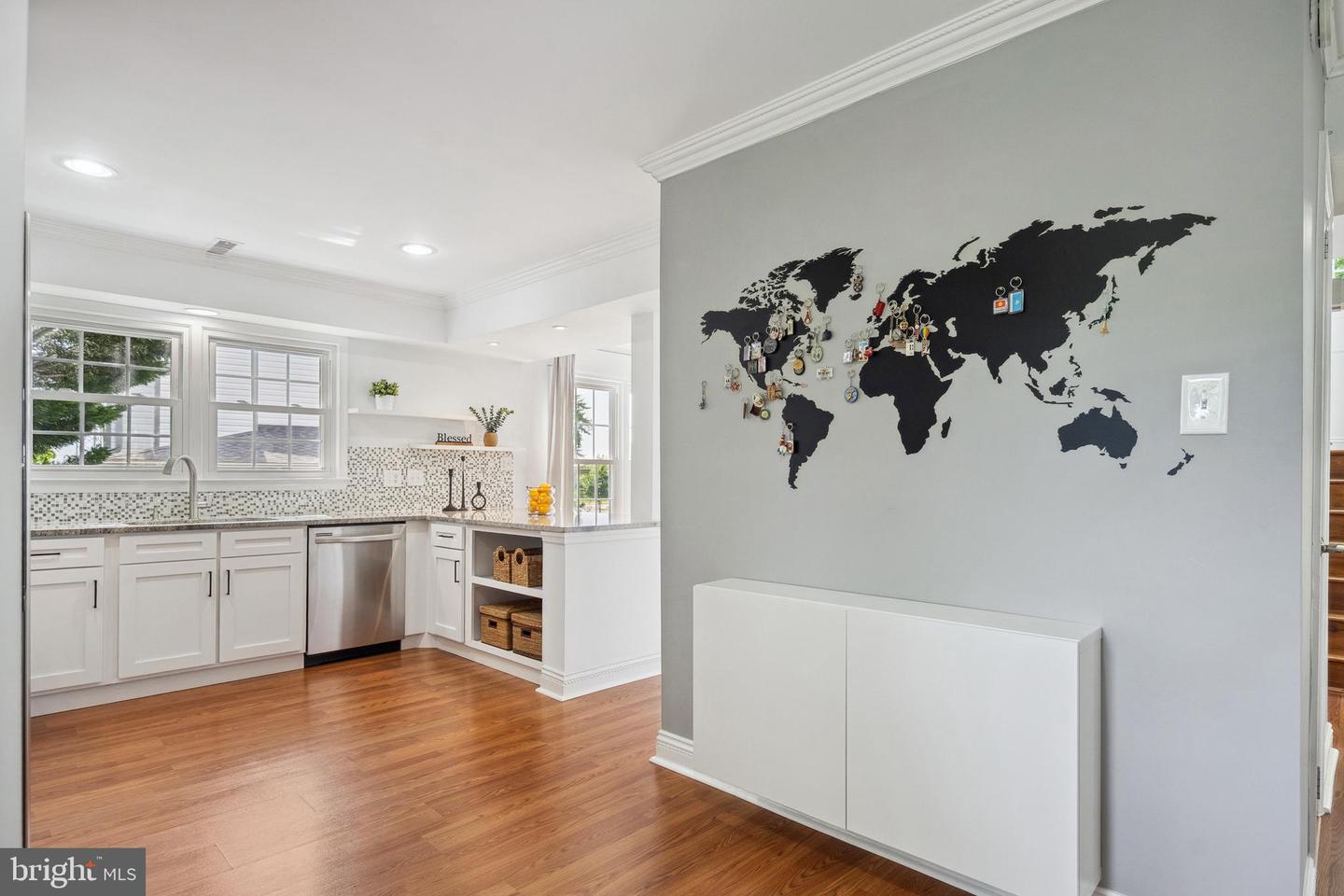 1328 MISTYVALE ST, HERNDON, Virginia 20170, 3 Bedrooms Bedrooms, ,2 BathroomsBathrooms,Residential,For sale,1328 MISTYVALE ST,VAFX2232350 MLS # VAFX2232350