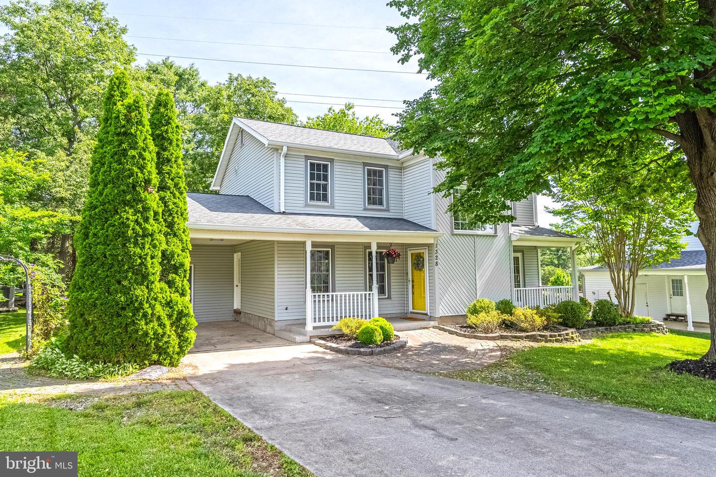 1328 MISTYVALE ST, HERNDON, Virginia 20170, 3 Bedrooms Bedrooms, ,2 BathroomsBathrooms,Residential,For sale,1328 MISTYVALE ST,VAFX2232350 MLS # VAFX2232350