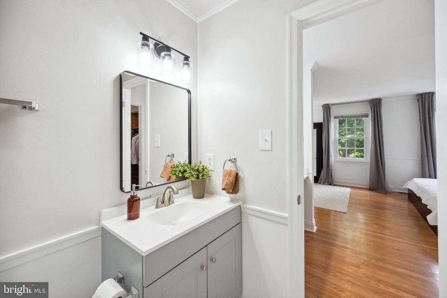 1328 MISTYVALE ST, HERNDON, Virginia 20170, 3 Bedrooms Bedrooms, ,2 BathroomsBathrooms,Residential,For sale,1328 MISTYVALE ST,VAFX2232350 MLS # VAFX2232350