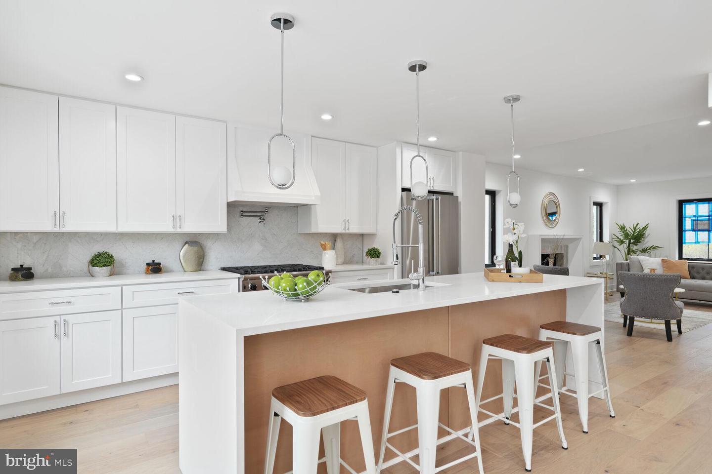 4324 YUMA ST NW, WASHINGTON, District Of Columbia 20016, 5 Bedrooms Bedrooms, ,5 BathroomsBathrooms,Residential,For sale,4324 YUMA ST NW,DCDC2194342 MLS # DCDC2194342
