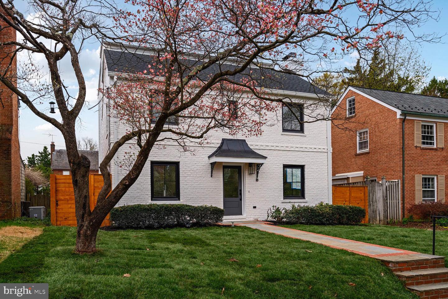 4324 YUMA ST NW, WASHINGTON, District Of Columbia 20016, 5 Bedrooms Bedrooms, ,5 BathroomsBathrooms,Residential,For sale,4324 YUMA ST NW,DCDC2194342 MLS # DCDC2194342