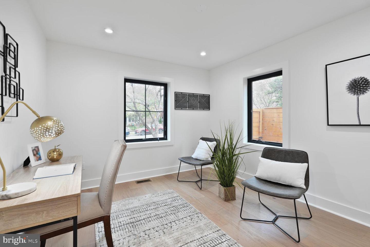 4324 YUMA ST NW, WASHINGTON, District Of Columbia 20016, 5 Bedrooms Bedrooms, ,5 BathroomsBathrooms,Residential,For sale,4324 YUMA ST NW,DCDC2194342 MLS # DCDC2194342