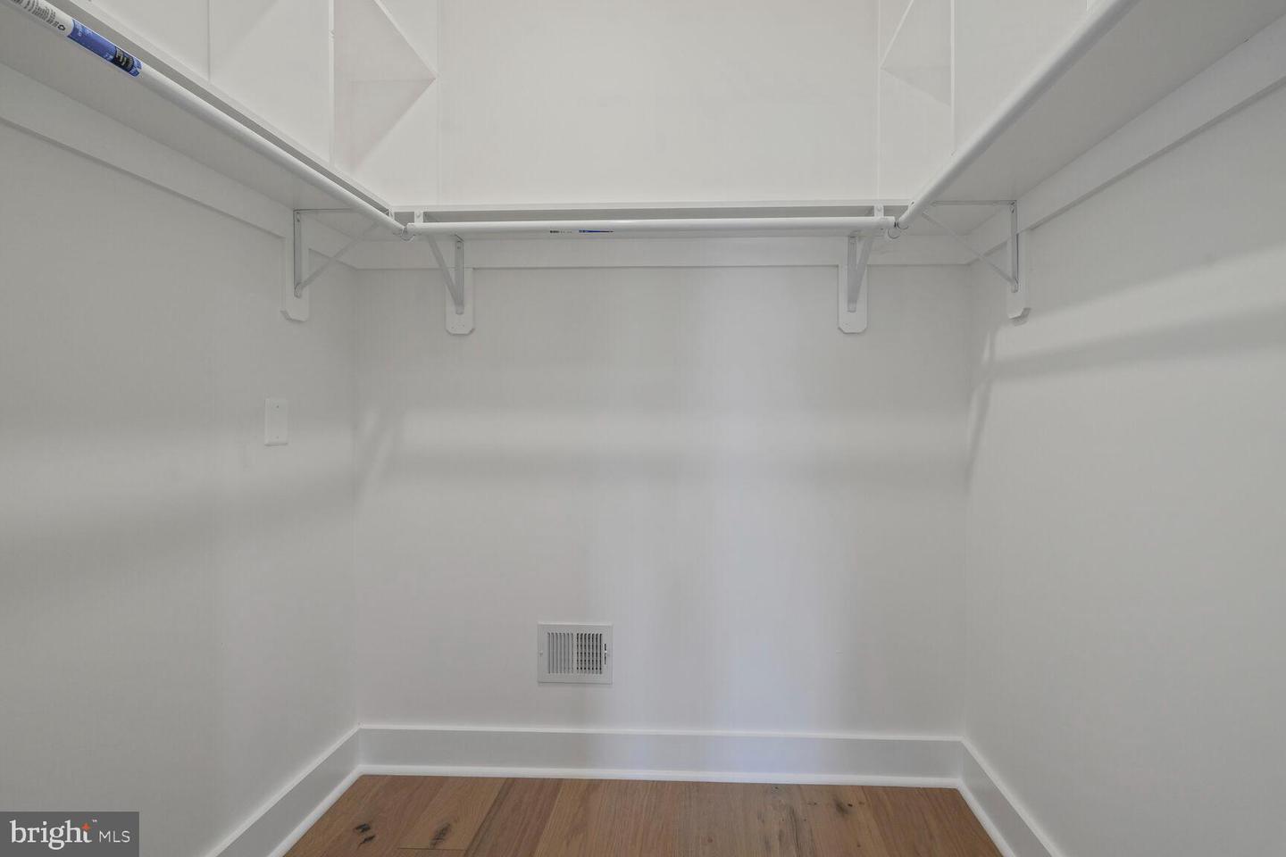 4324 YUMA ST NW, WASHINGTON, District Of Columbia 20016, 5 Bedrooms Bedrooms, ,5 BathroomsBathrooms,Residential,For sale,4324 YUMA ST NW,DCDC2194342 MLS # DCDC2194342