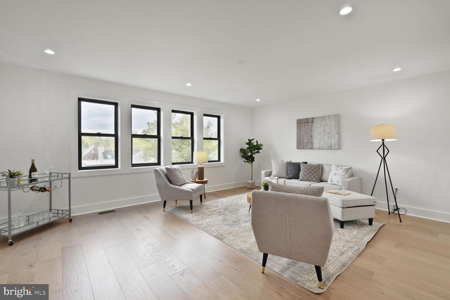 4324 YUMA ST NW, WASHINGTON, District Of Columbia 20016, 5 Bedrooms Bedrooms, ,5 BathroomsBathrooms,Residential,For sale,4324 YUMA ST NW,DCDC2194342 MLS # DCDC2194342