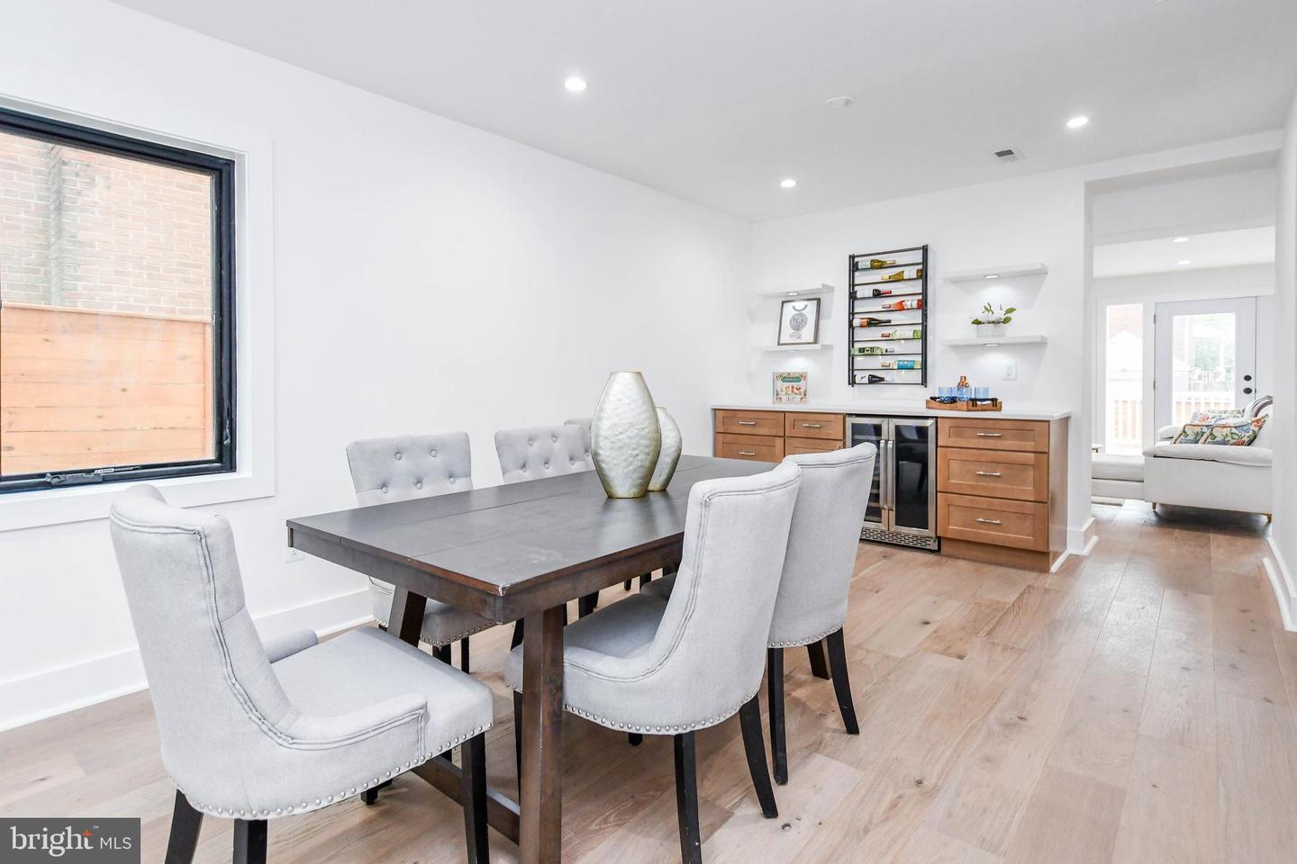 4324 YUMA ST NW, WASHINGTON, District Of Columbia 20016, 5 Bedrooms Bedrooms, ,5 BathroomsBathrooms,Residential,For sale,4324 YUMA ST NW,DCDC2194342 MLS # DCDC2194342
