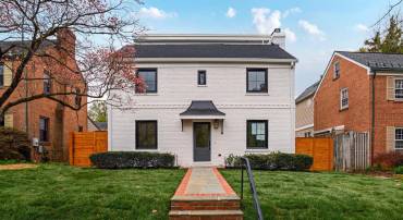 4324 YUMA ST NW, WASHINGTON, District Of Columbia 20016, 5 Bedrooms Bedrooms, ,5 BathroomsBathrooms,Residential,For sale,4324 YUMA ST NW,DCDC2194342 MLS # DCDC2194342