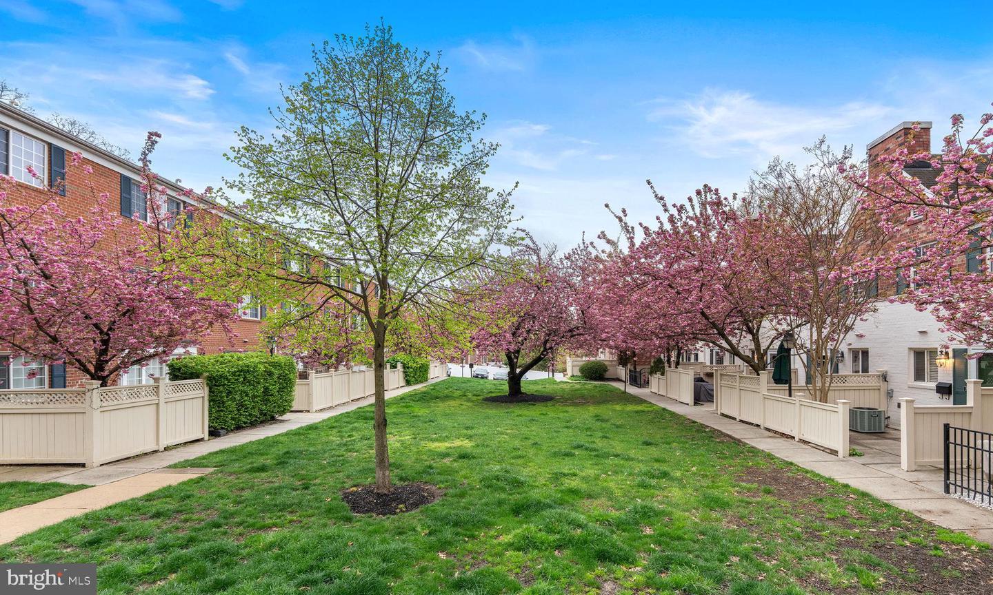 1205 N VAN DORN ST, ALEXANDRIA, Virginia 22304, 2 Bedrooms Bedrooms, ,1 BathroomBathrooms,Residential,For sale,1205 N VAN DORN ST,VAAX2043862 MLS # VAAX2043862