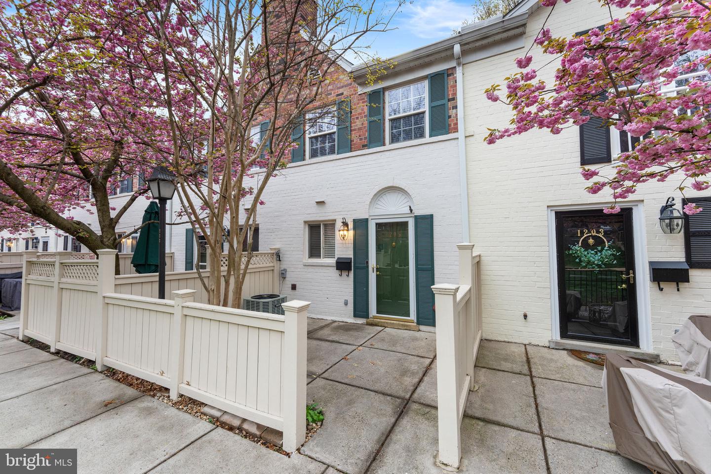 1205 N VAN DORN ST, ALEXANDRIA, Virginia 22304, 2 Bedrooms Bedrooms, ,1 BathroomBathrooms,Residential,For sale,1205 N VAN DORN ST,VAAX2043862 MLS # VAAX2043862