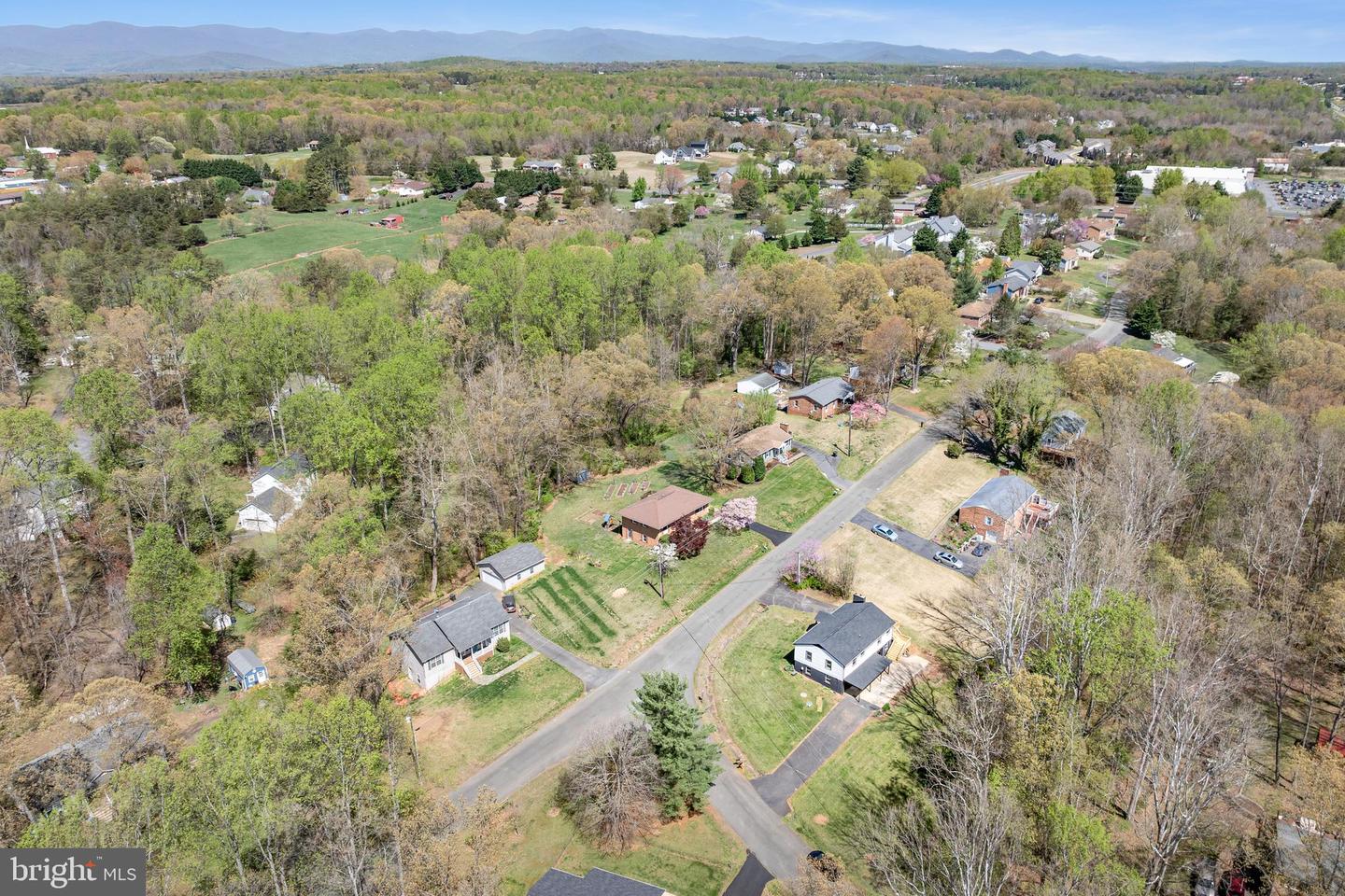 19 WHITETHORN CT, RUCKERSVILLE, Virginia 22968, 3 Bedrooms Bedrooms, ,3 BathroomsBathrooms,Residential,For sale,19 WHITETHORN CT,VAGR2000692 MLS # VAGR2000692