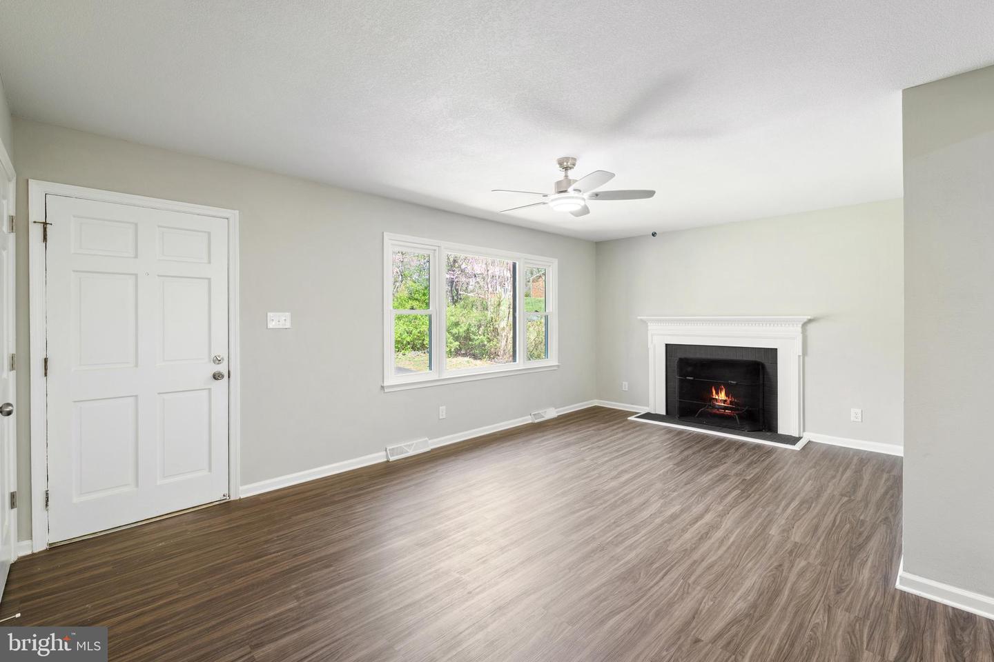 19 WHITETHORN CT, RUCKERSVILLE, Virginia 22968, 3 Bedrooms Bedrooms, ,3 BathroomsBathrooms,Residential,For sale,19 WHITETHORN CT,VAGR2000692 MLS # VAGR2000692