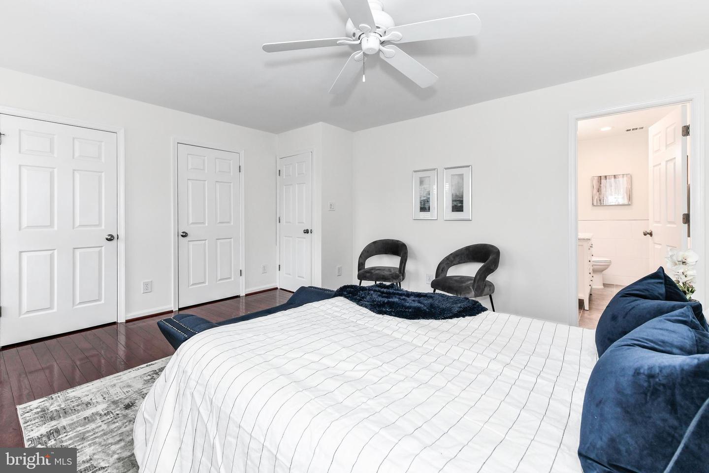 9644 SUTTON GREEN CT, VIENNA, Virginia 22181, 3 Bedrooms Bedrooms, ,3 BathroomsBathrooms,Residential,For sale,9644 SUTTON GREEN CT,VAFX2233956 MLS # VAFX2233956