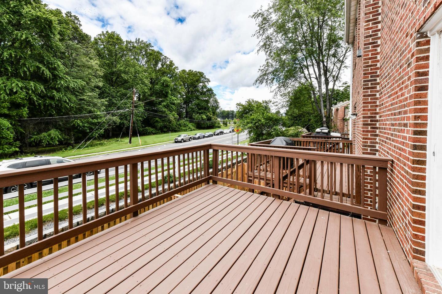 9644 SUTTON GREEN CT, VIENNA, Virginia 22181, 3 Bedrooms Bedrooms, ,3 BathroomsBathrooms,Residential,For sale,9644 SUTTON GREEN CT,VAFX2233956 MLS # VAFX2233956
