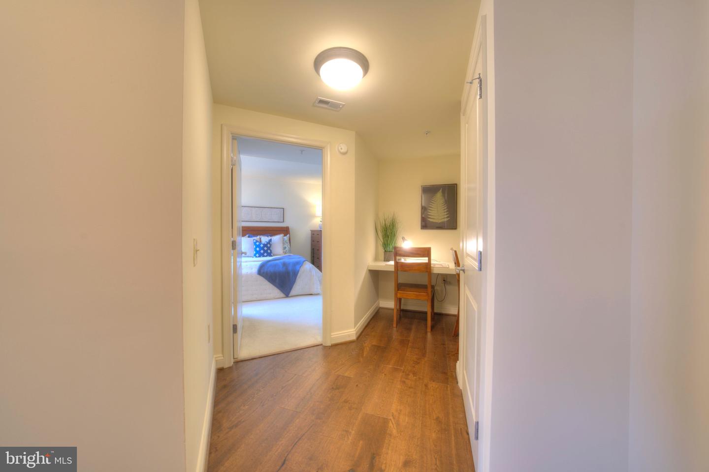 11760 SUNRISE VALLEY DR #703, RESTON, Virginia 20191, 2 Bedrooms Bedrooms, ,2 BathroomsBathrooms,Residential,For sale,11760 SUNRISE VALLEY DR #703,VAFX2234032 MLS # VAFX2234032