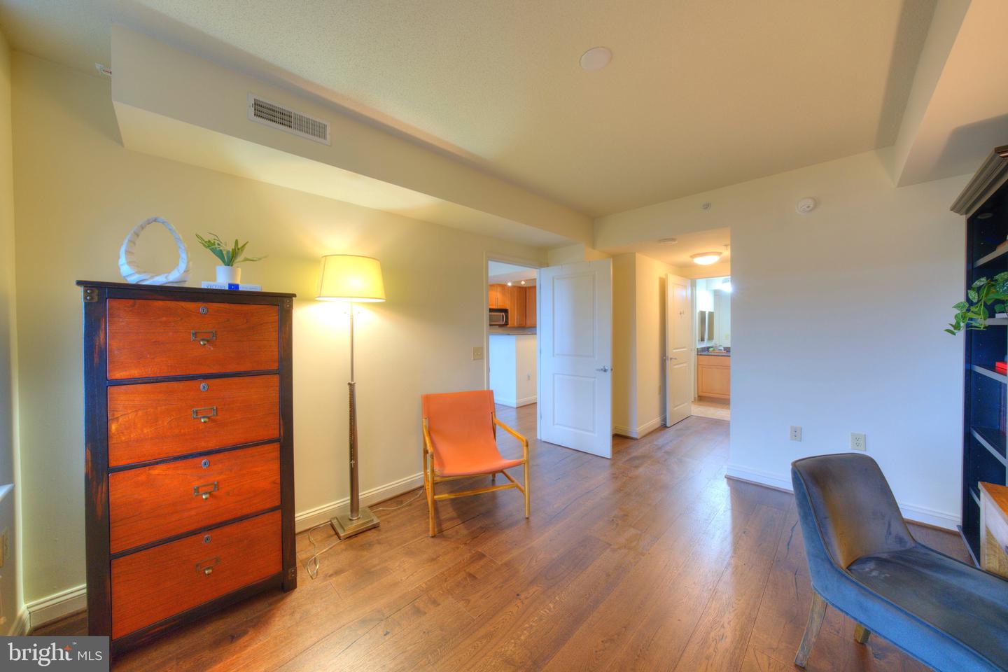 11760 SUNRISE VALLEY DR #703, RESTON, Virginia 20191, 2 Bedrooms Bedrooms, ,2 BathroomsBathrooms,Residential,For sale,11760 SUNRISE VALLEY DR #703,VAFX2234032 MLS # VAFX2234032
