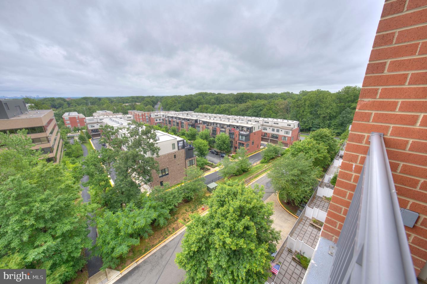 11760 SUNRISE VALLEY DR #703, RESTON, Virginia 20191, 2 Bedrooms Bedrooms, ,2 BathroomsBathrooms,Residential,For sale,11760 SUNRISE VALLEY DR #703,VAFX2234032 MLS # VAFX2234032