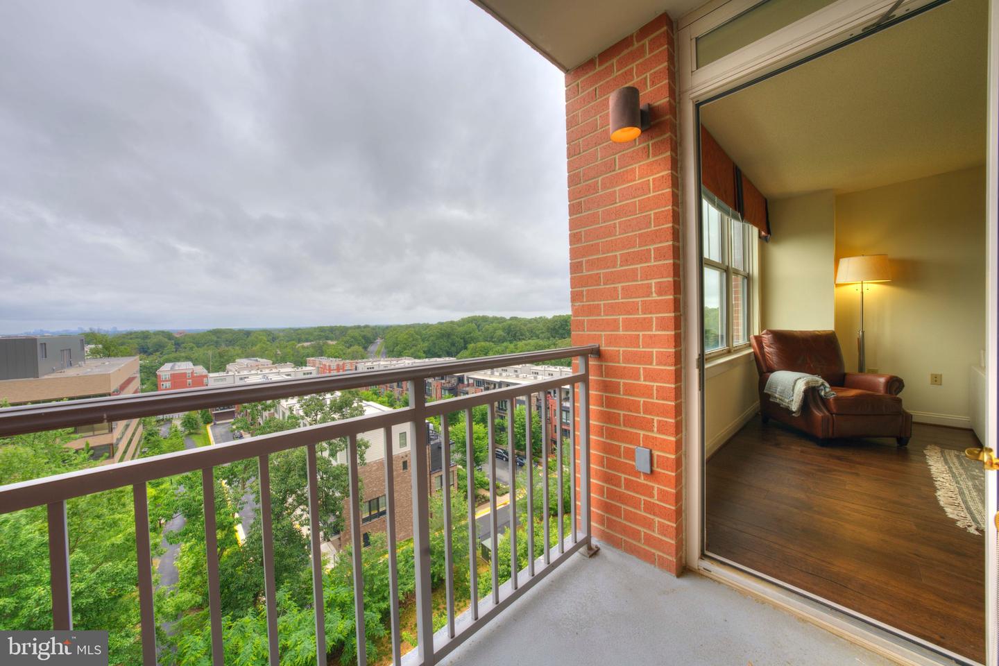 11760 SUNRISE VALLEY DR #703, RESTON, Virginia 20191, 2 Bedrooms Bedrooms, ,2 BathroomsBathrooms,Residential,For sale,11760 SUNRISE VALLEY DR #703,VAFX2234032 MLS # VAFX2234032