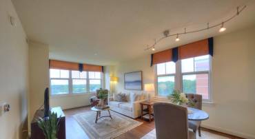 11760 SUNRISE VALLEY DR #703, RESTON, Virginia 20191, 2 Bedrooms Bedrooms, ,2 BathroomsBathrooms,Residential,For sale,11760 SUNRISE VALLEY DR #703,VAFX2234032 MLS # VAFX2234032