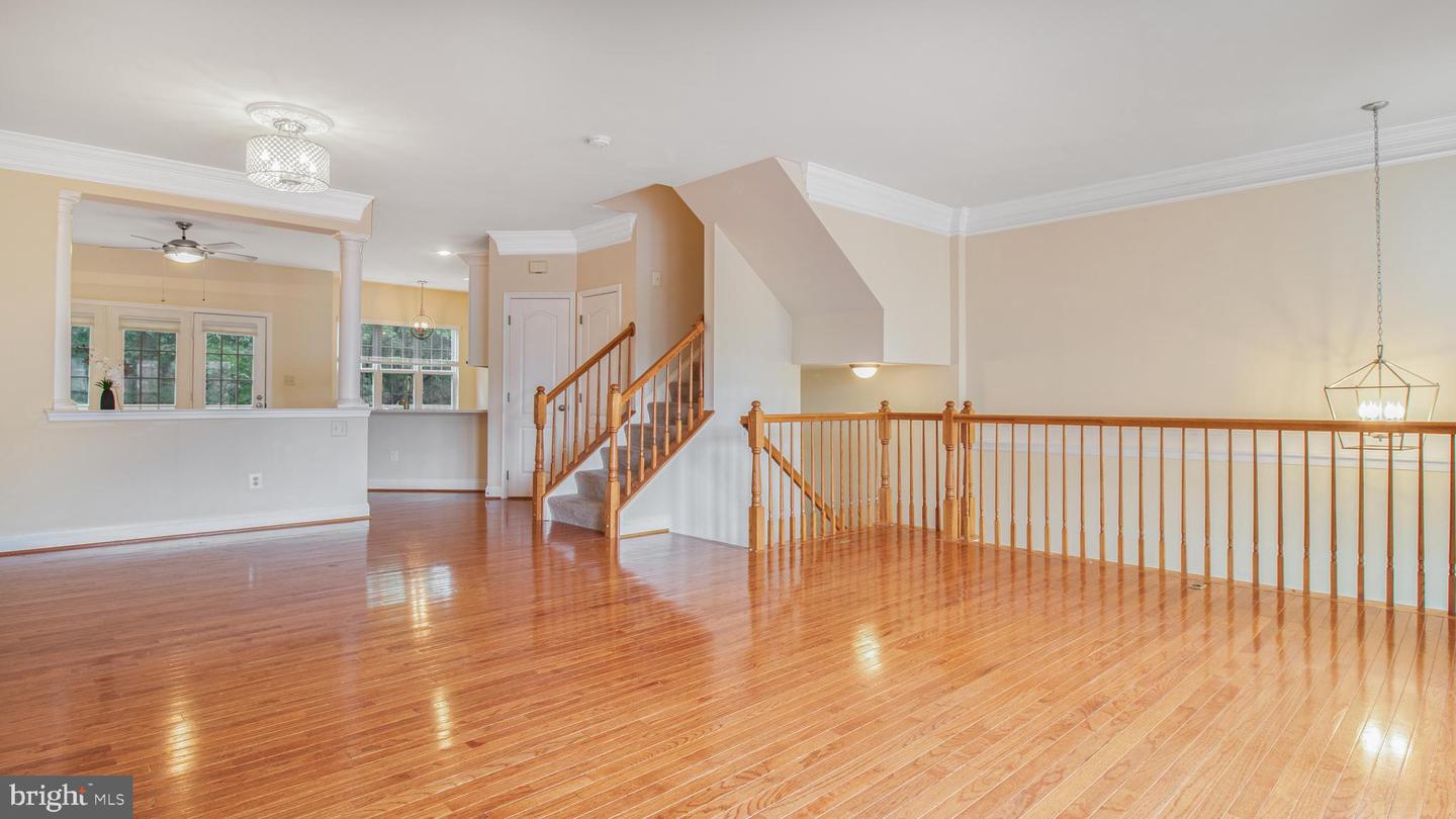 2080 CAPSTONE CIR, HERNDON, Virginia 20170, 3 Bedrooms Bedrooms, ,2 BathroomsBathrooms,Residential,For sale,2080 CAPSTONE CIR,VAFX2234546 MLS # VAFX2234546