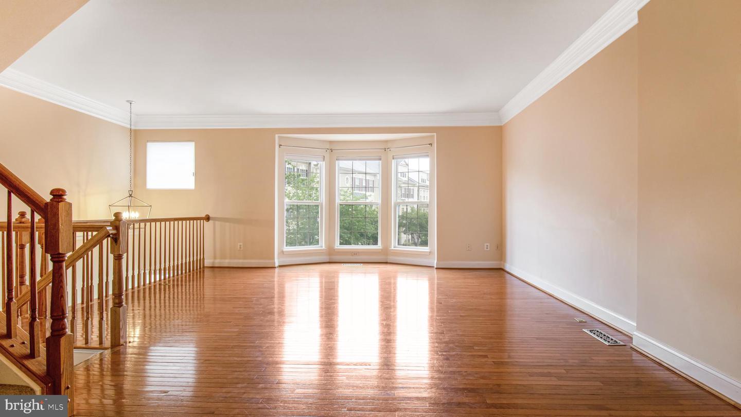 2080 CAPSTONE CIR, HERNDON, Virginia 20170, 3 Bedrooms Bedrooms, ,2 BathroomsBathrooms,Residential,For sale,2080 CAPSTONE CIR,VAFX2234546 MLS # VAFX2234546