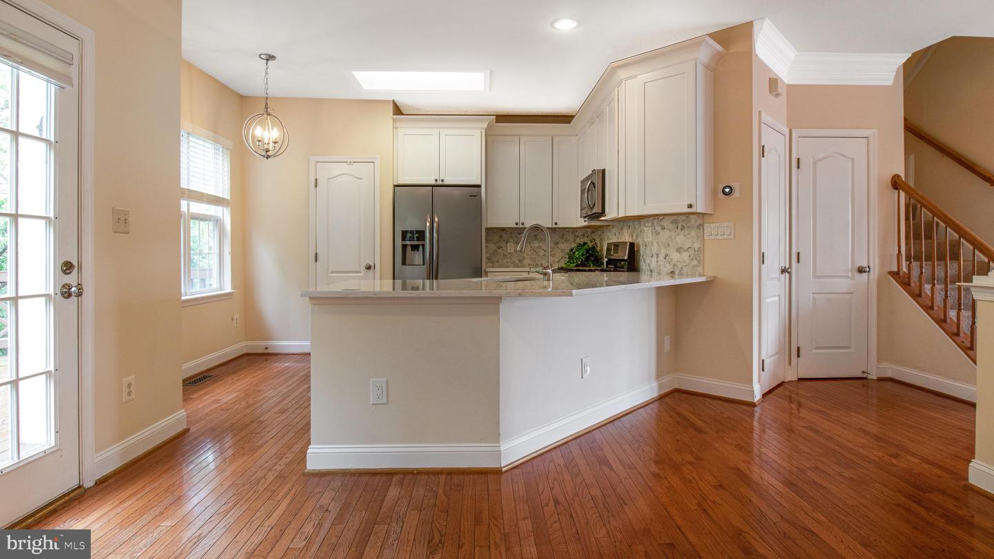 2080 CAPSTONE CIR, HERNDON, Virginia 20170, 3 Bedrooms Bedrooms, ,2 BathroomsBathrooms,Residential,For sale,2080 CAPSTONE CIR,VAFX2234546 MLS # VAFX2234546
