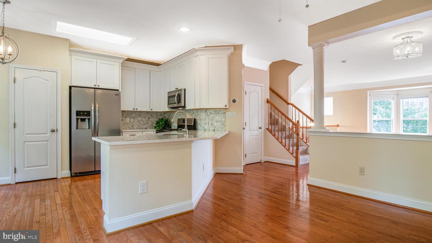 2080 CAPSTONE CIR, HERNDON, Virginia 20170, 3 Bedrooms Bedrooms, ,2 BathroomsBathrooms,Residential,For sale,2080 CAPSTONE CIR,VAFX2234546 MLS # VAFX2234546