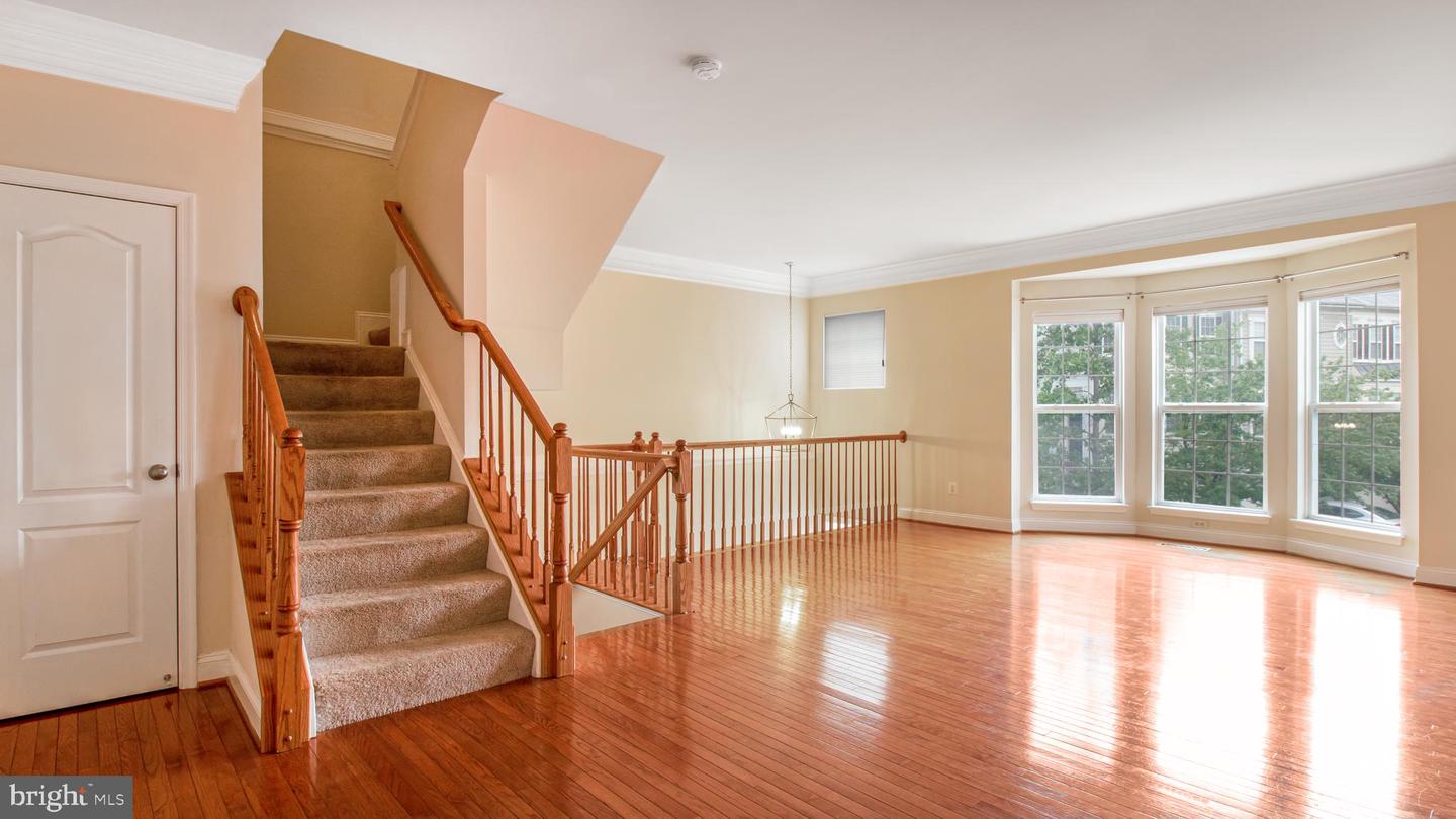 2080 CAPSTONE CIR, HERNDON, Virginia 20170, 3 Bedrooms Bedrooms, ,2 BathroomsBathrooms,Residential,For sale,2080 CAPSTONE CIR,VAFX2234546 MLS # VAFX2234546