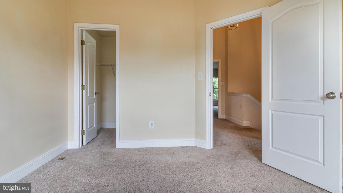 2080 CAPSTONE CIR, HERNDON, Virginia 20170, 3 Bedrooms Bedrooms, ,2 BathroomsBathrooms,Residential,For sale,2080 CAPSTONE CIR,VAFX2234546 MLS # VAFX2234546
