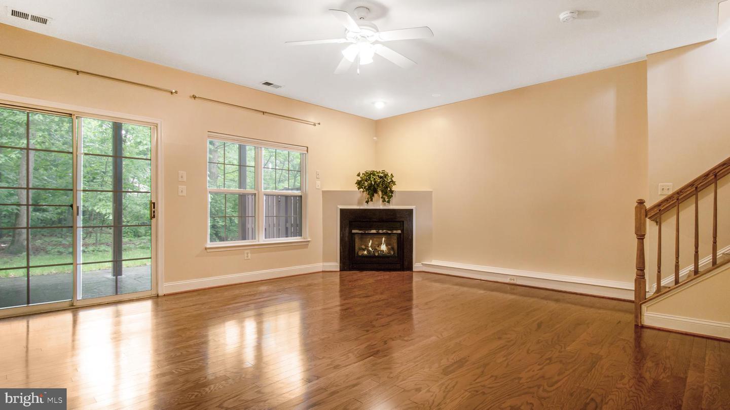 2080 CAPSTONE CIR, HERNDON, Virginia 20170, 3 Bedrooms Bedrooms, ,2 BathroomsBathrooms,Residential,For sale,2080 CAPSTONE CIR,VAFX2234546 MLS # VAFX2234546