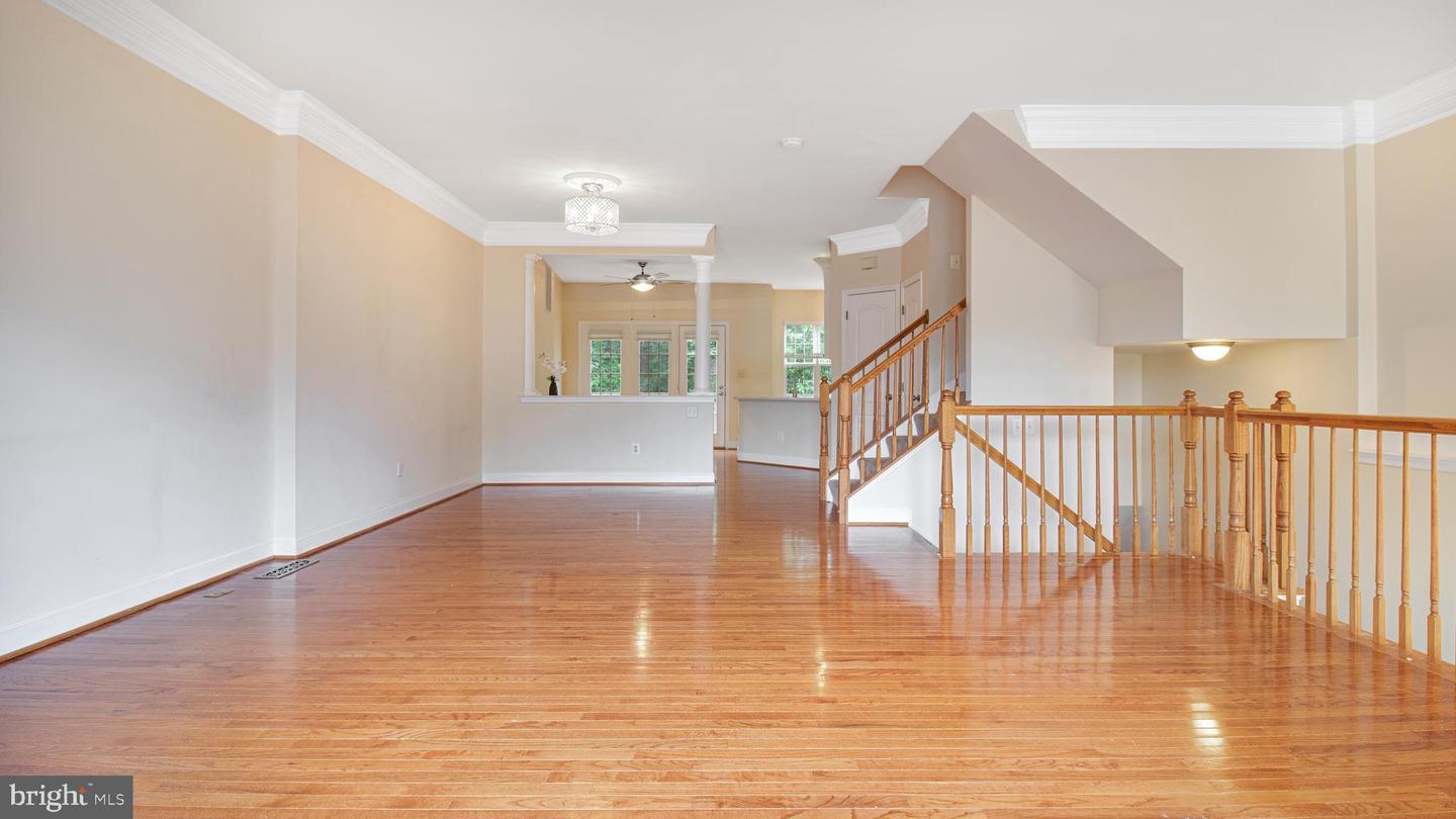 2080 CAPSTONE CIR, HERNDON, Virginia 20170, 3 Bedrooms Bedrooms, ,2 BathroomsBathrooms,Residential,For sale,2080 CAPSTONE CIR,VAFX2234546 MLS # VAFX2234546
