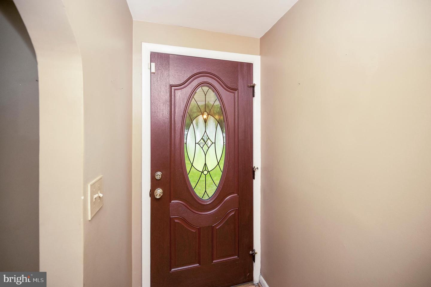 82 HALL LN, FREDERICKSBURG, Virginia 22406, 4 Bedrooms Bedrooms, ,2 BathroomsBathrooms,Residential,For sale,82 HALL LN,VAST2037888 MLS # VAST2037888